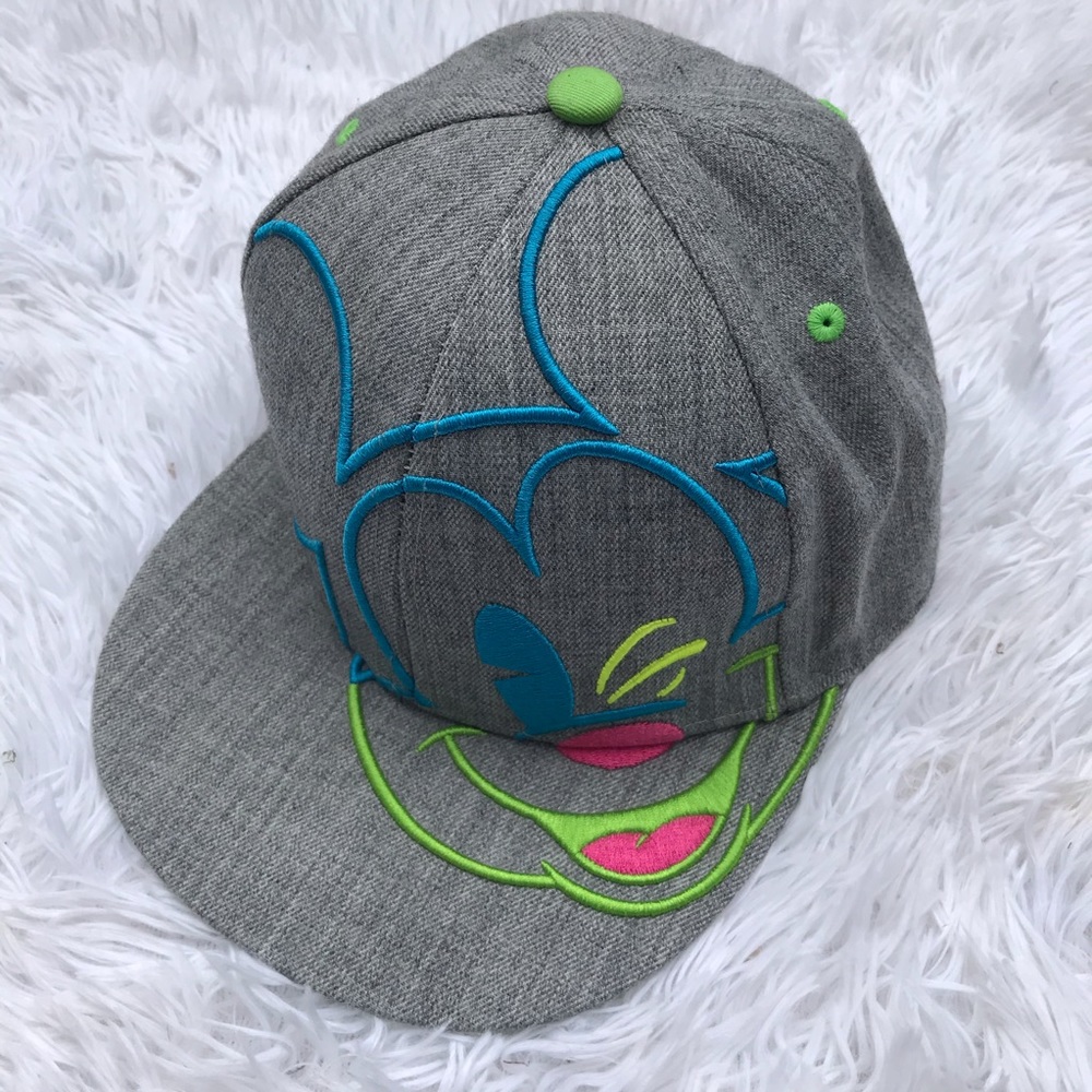 Vintage 90s Mickey Mouse SnapBack hat Disney